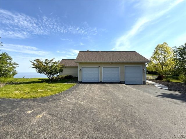 304 Lakeshore Road, Oswego, NY 13126