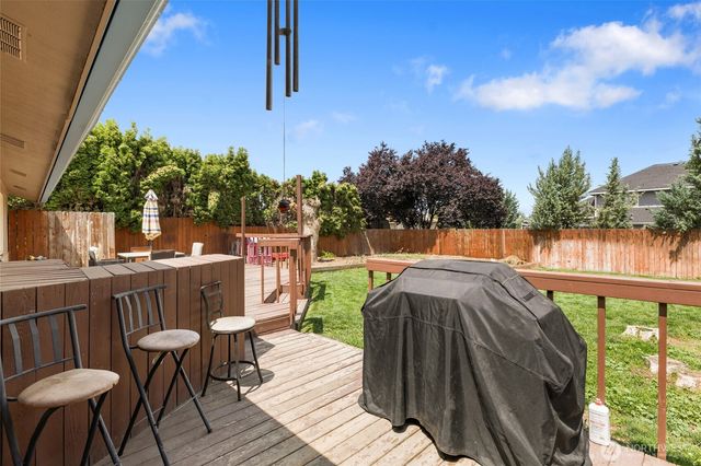 9307 Albert Way SE, Moses Lake, WA 98837