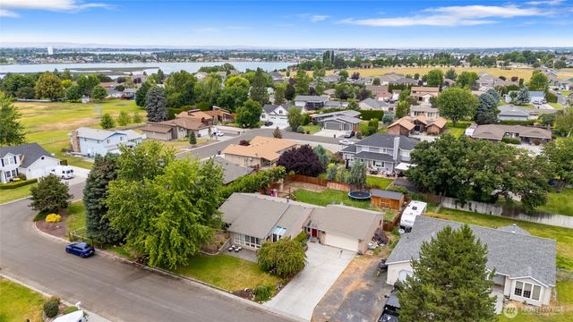 9307 Albert Way SE, Moses Lake, WA 98837