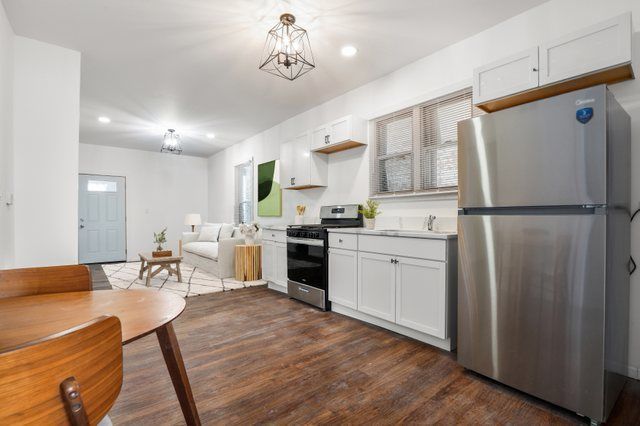 238 E 22 Street, Chicago Heights, IL 60411