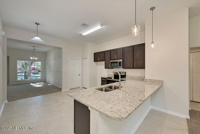 9021 NOROAD, Jacksonville, FL 32210
