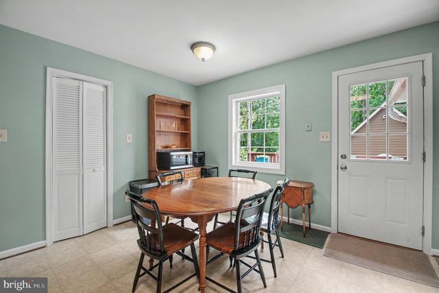 408 WESTOVER PKWY, Locust Grove, VA 22508
