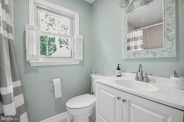 408 WESTOVER PKWY, Locust Grove, VA 22508