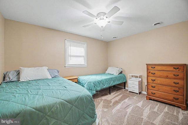 408 WESTOVER PKWY, Locust Grove, VA 22508