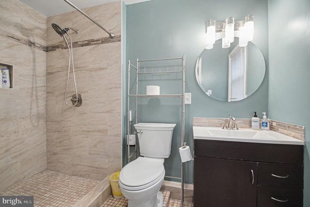 408 WESTOVER PKWY, Locust Grove, VA 22508