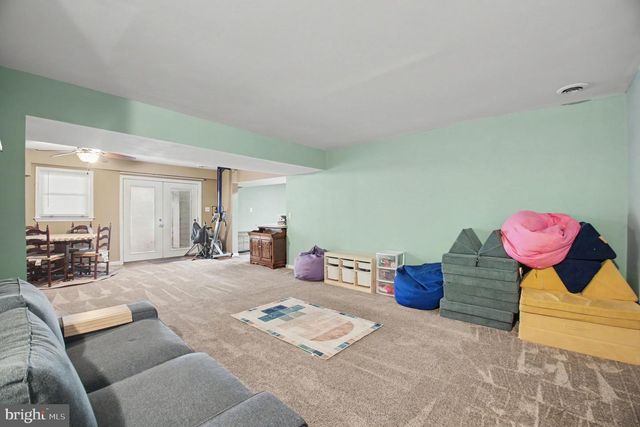 408 WESTOVER PKWY, Locust Grove, VA 22508