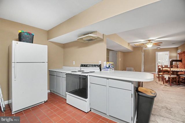 408 WESTOVER PKWY, Locust Grove, VA 22508