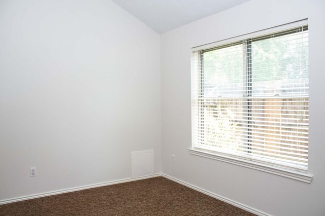 9526 Dundalk Street, Spring, TX 77379