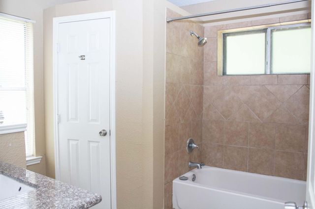 9526 Dundalk Street, Spring, TX 77379