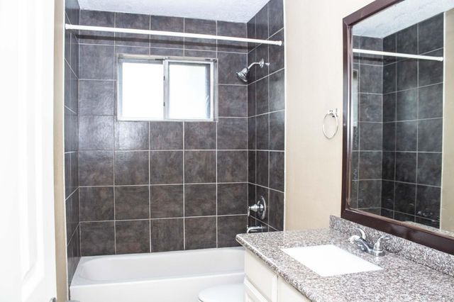 9526 Dundalk Street, Spring, TX 77379
