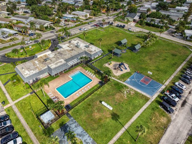 4625 Jill Place, Greenacres, FL 33463