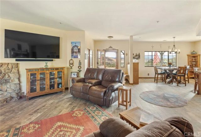 6535 Juniper Crest Road, Agua Dulce, CA 91390