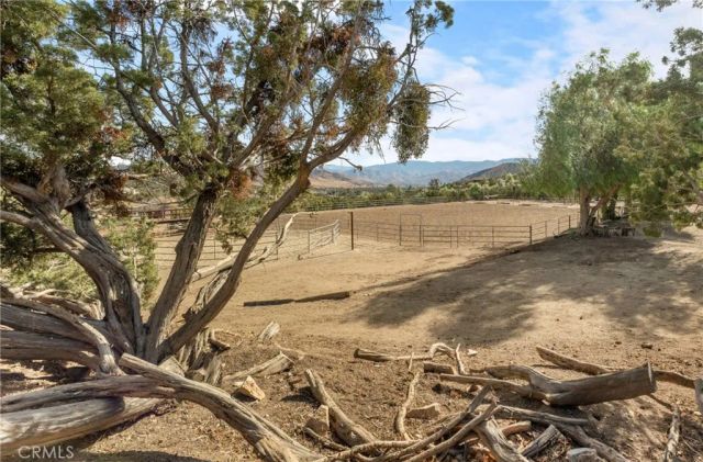 6535 Juniper Crest Road, Agua Dulce, CA 91390