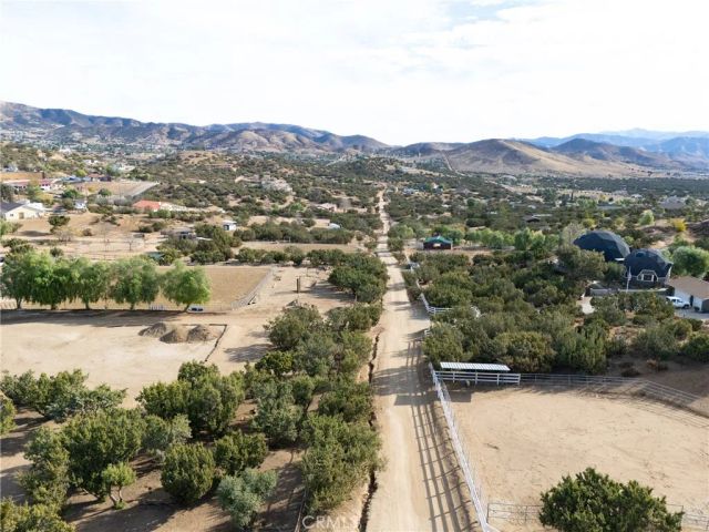 6535 Juniper Crest Road, Agua Dulce, CA 91390