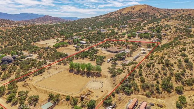 6535 Juniper Crest Road, Agua Dulce, CA 91390