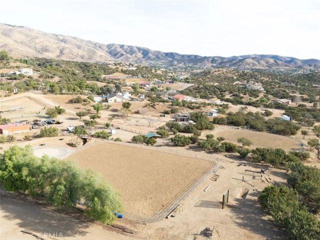 6535 Juniper Crest Road, Agua Dulce, CA 91390