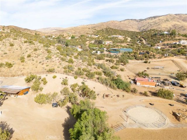 6535 Juniper Crest Road, Agua Dulce, CA 91390