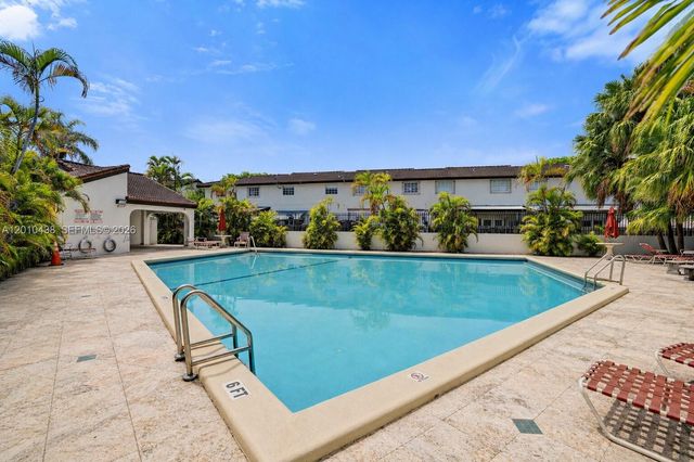 13501 SW 62nd St 101, Miami, FL 33183