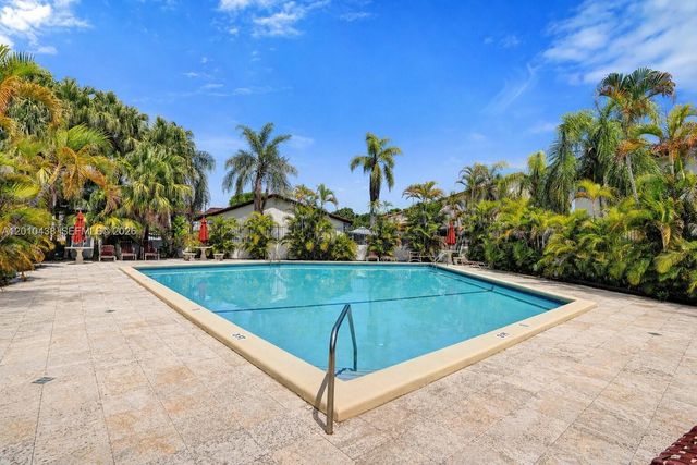 13501 SW 62nd St 101, Miami, FL 33183