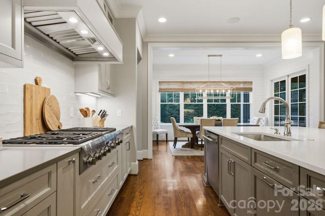 1219 Coddington Place, Charlotte, NC 28211