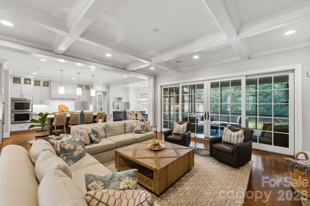 1219 Coddington Place, Charlotte, NC 28211