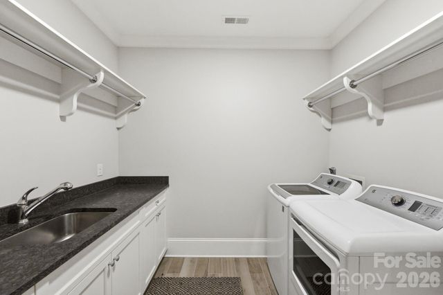 1219 Coddington Place, Charlotte, NC 28211