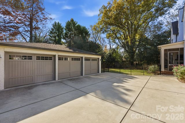 1219 Coddington Place, Charlotte, NC 28211