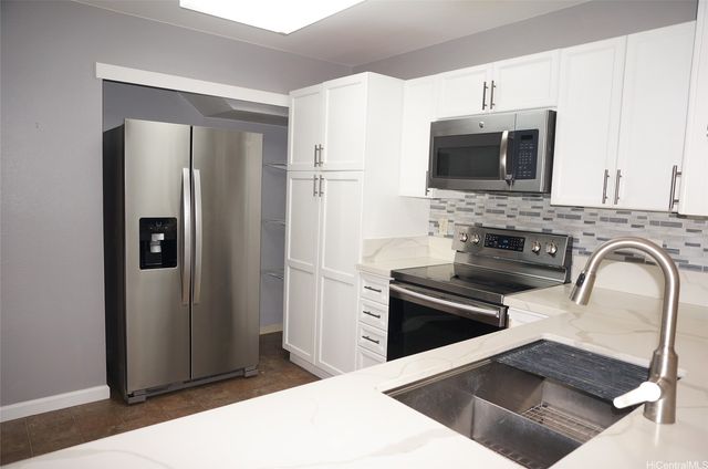 95-1078 Kahakiki Street, Mililani, HI 96789