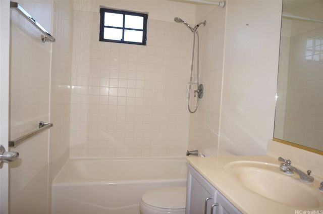 95-1078 Kahakiki Street, Mililani, HI 96789