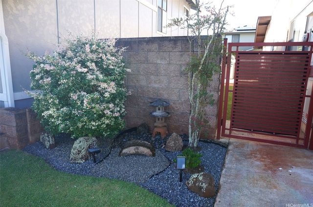 95-1078 Kahakiki Street, Mililani, HI 96789