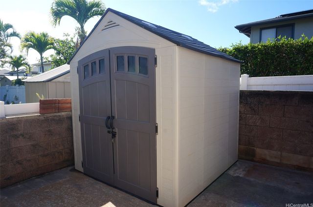 95-1078 Kahakiki Street, Mililani, HI 96789