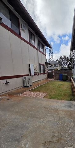 95-1078 Kahakiki Street, Mililani, HI 96789