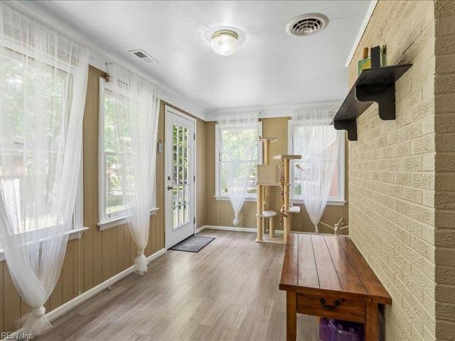 503 Old Dominion RD, Yorktown, VA 23692