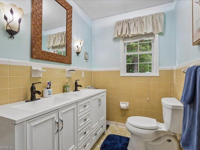 503 Old Dominion RD, Yorktown, VA 23692