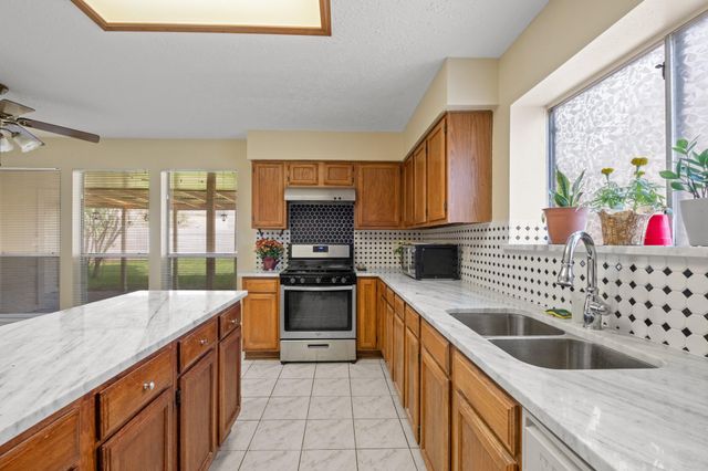 4131 Club Valley Dr Drive, Houston, TX 77082