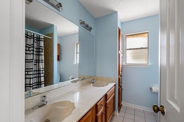 4131 Club Valley Dr Drive, Houston, TX 77082