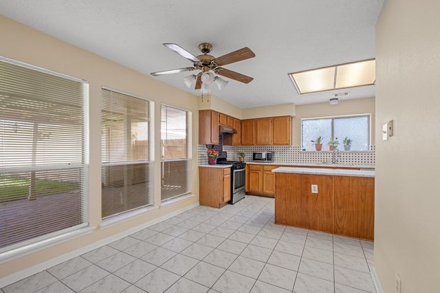 4131 Club Valley Dr Drive, Houston, TX 77082