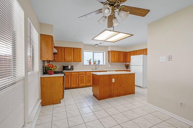 4131 Club Valley Dr Drive, Houston, TX 77082