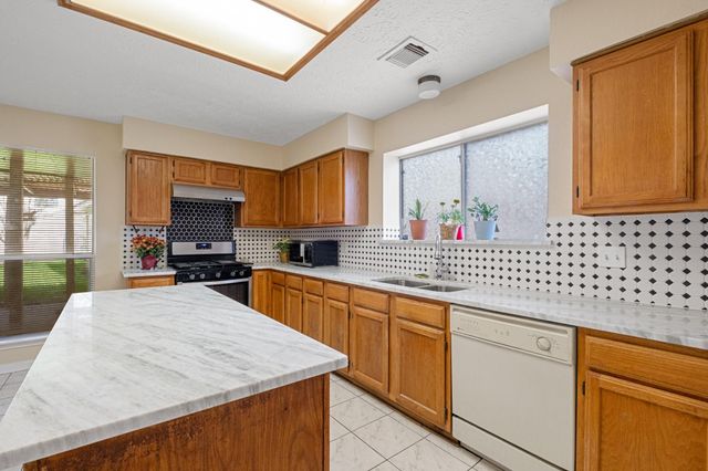 4131 Club Valley Dr Drive, Houston, TX 77082