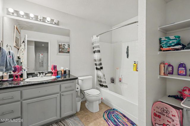 489 Torrey Pines Drive, Fallon, NV 89406