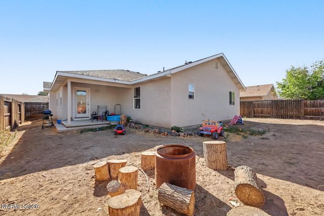 489 Torrey Pines Drive, Fallon, NV 89406