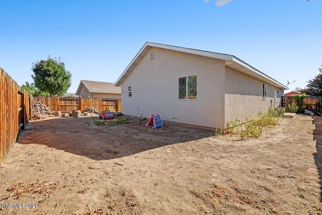 489 Torrey Pines Drive, Fallon, NV 89406