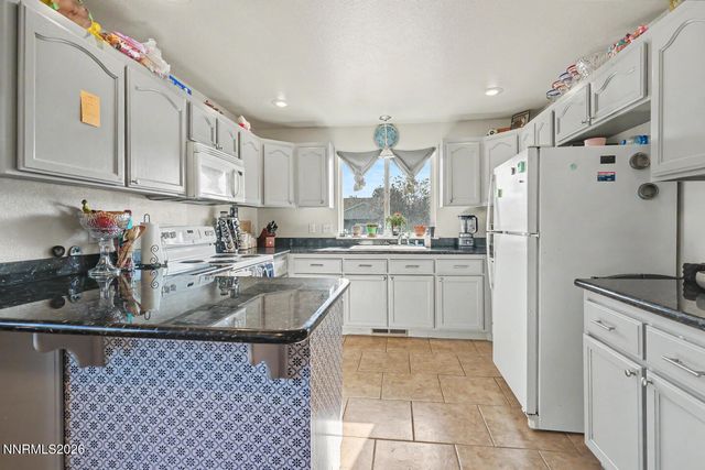 489 Torrey Pines Drive, Fallon, NV 89406