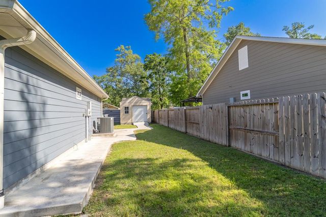 26763 Royal Coach Lane, New Caney, TX 77357