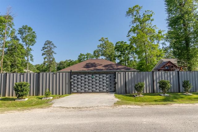 26763 Royal Coach Lane, New Caney, TX 77357