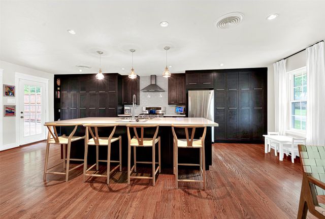 9634 Shoreview Road, Dallas, TX 75238