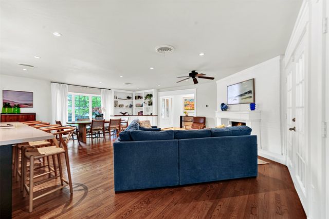 9634 Shoreview Road, Dallas, TX 75238