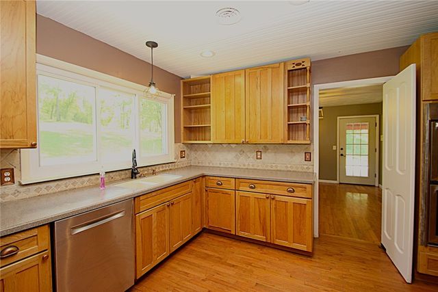 2240 Hydesville Road, Arcadia, NY 14513