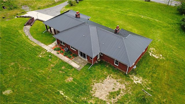 2240 Hydesville Road, Arcadia, NY 14513