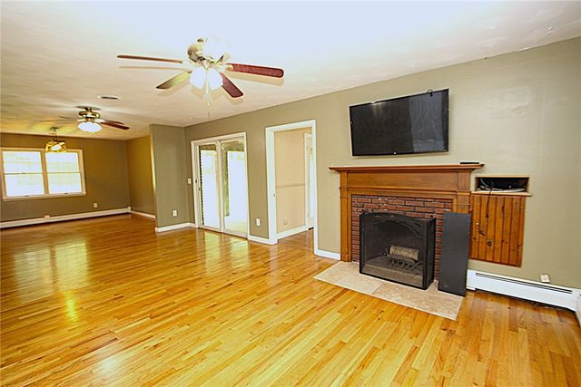 2240 Hydesville Road, Arcadia, NY 14513